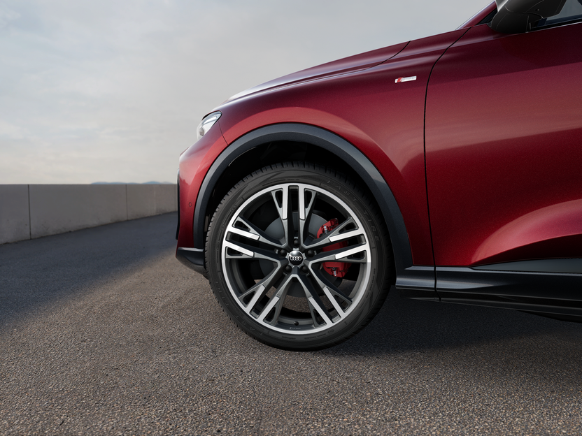 Imaginea unui Q5 Sportback 40 TDI quattro