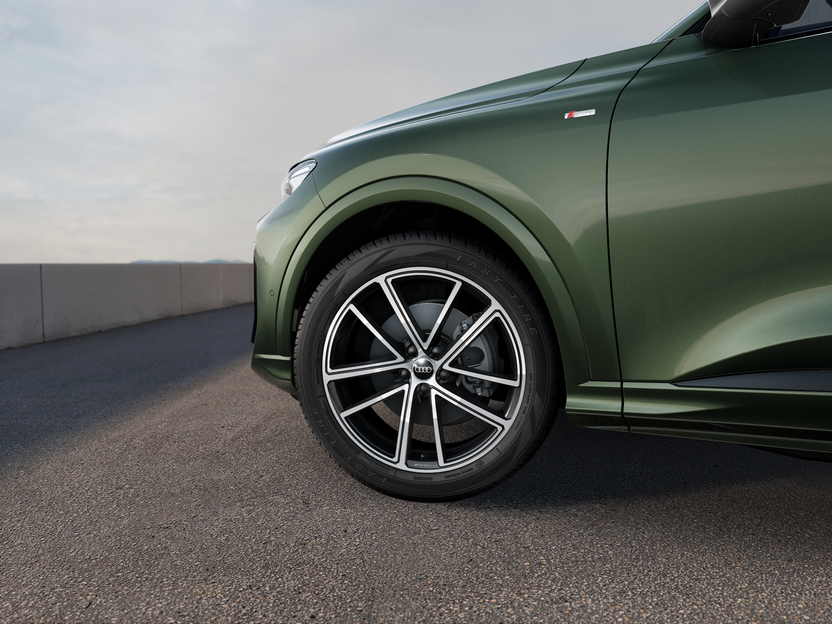 Imaginea unui Q5 Sportback 40 TDI quattro