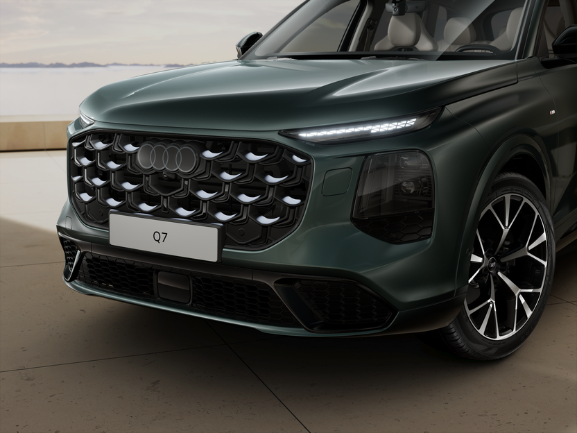 Imaginea unui Q7 TDI quattro 220kW