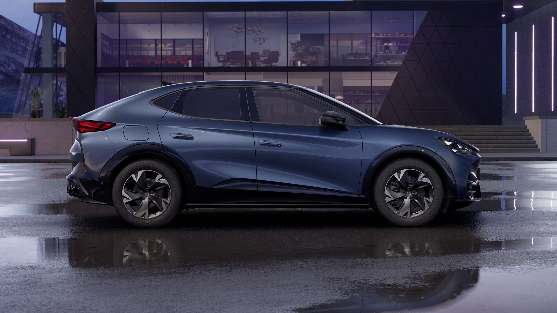 Imaginea unui CUPRA Tavascan ENDURANCE 77 kWh