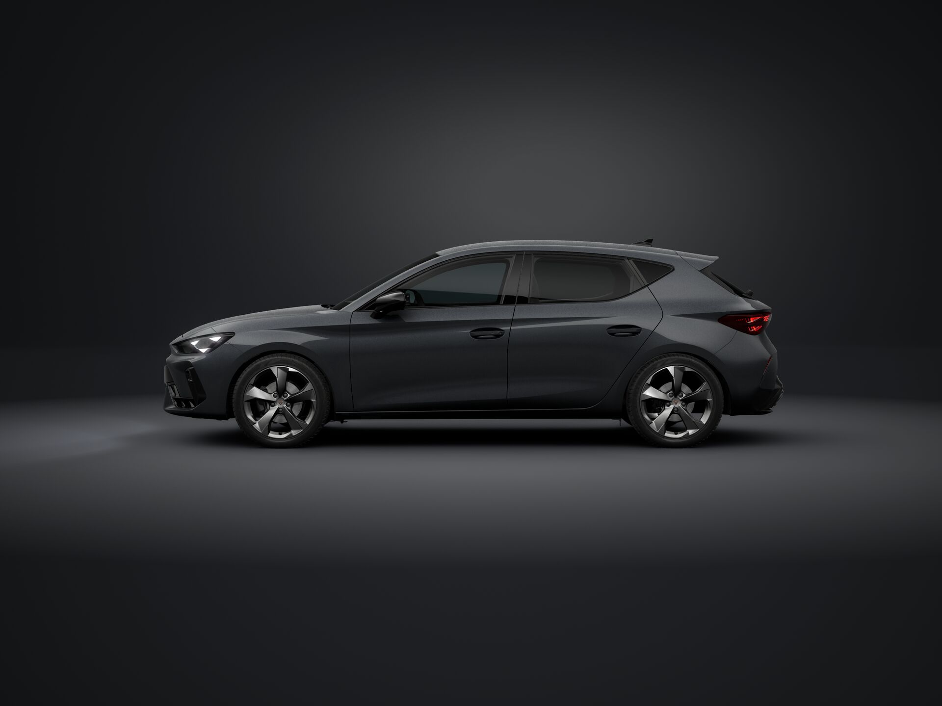 Imaginea unui CUPRA Leon 1.5 eTSI DSG7 mild hy