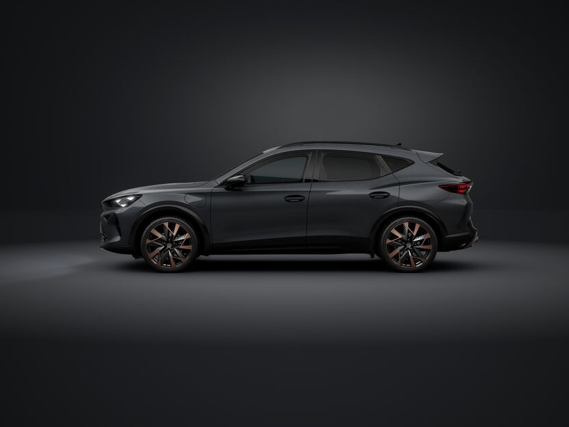 Imaginea unui CUPRA Formentor 1.5 e-HYBRID