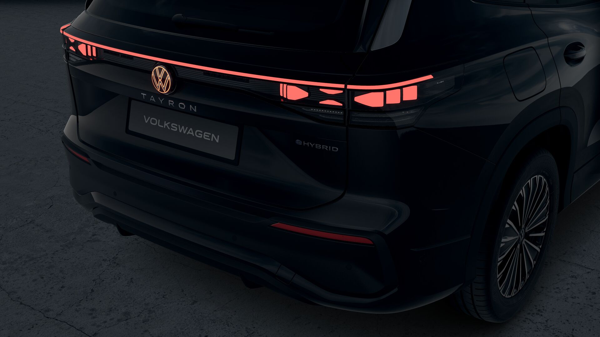 Imaginea unui Tayron Prime Hybrid 1,5 TSI DSG