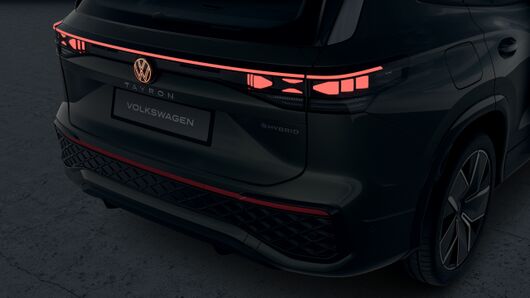 Imaginea unui Tayron R-Line TSI Hybrid