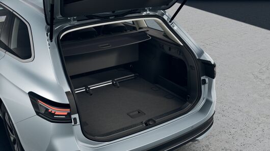 Imaginea unui Passat Business 1.5 eTSI