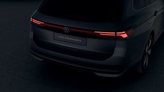 Imaginea unui Passat Business 2.0 TDI DSG