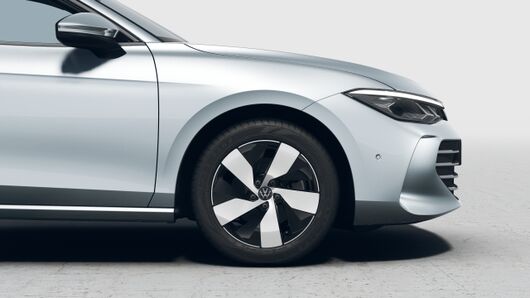 Imaginea unui Passat Business 1.5 eTSI