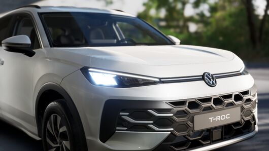 Imaginea unui Noul T-Roc Life 1.5 eTSI DSG