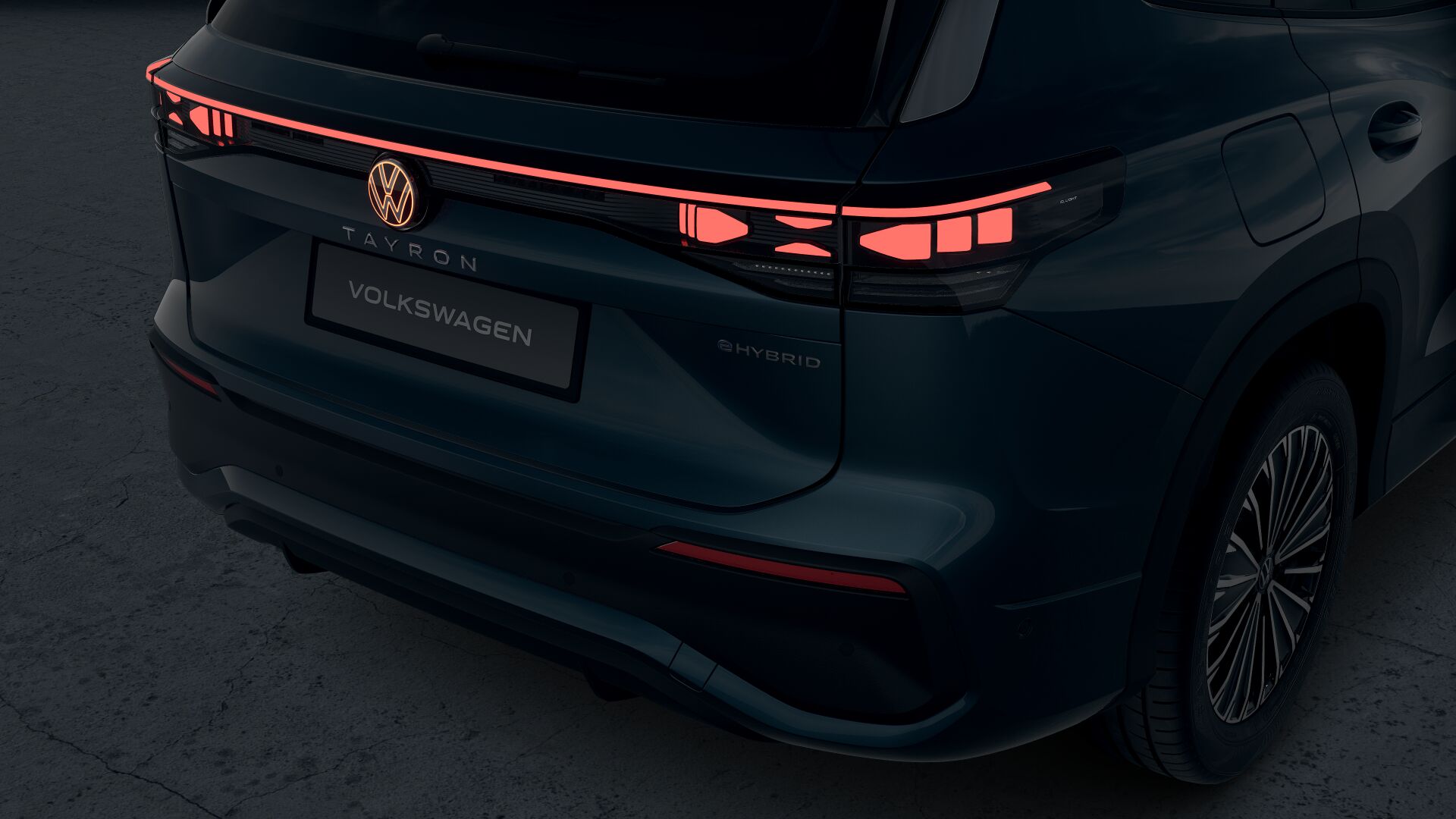 Imaginea unui Tayron Prime Hybrid 1,5 TSI DSG