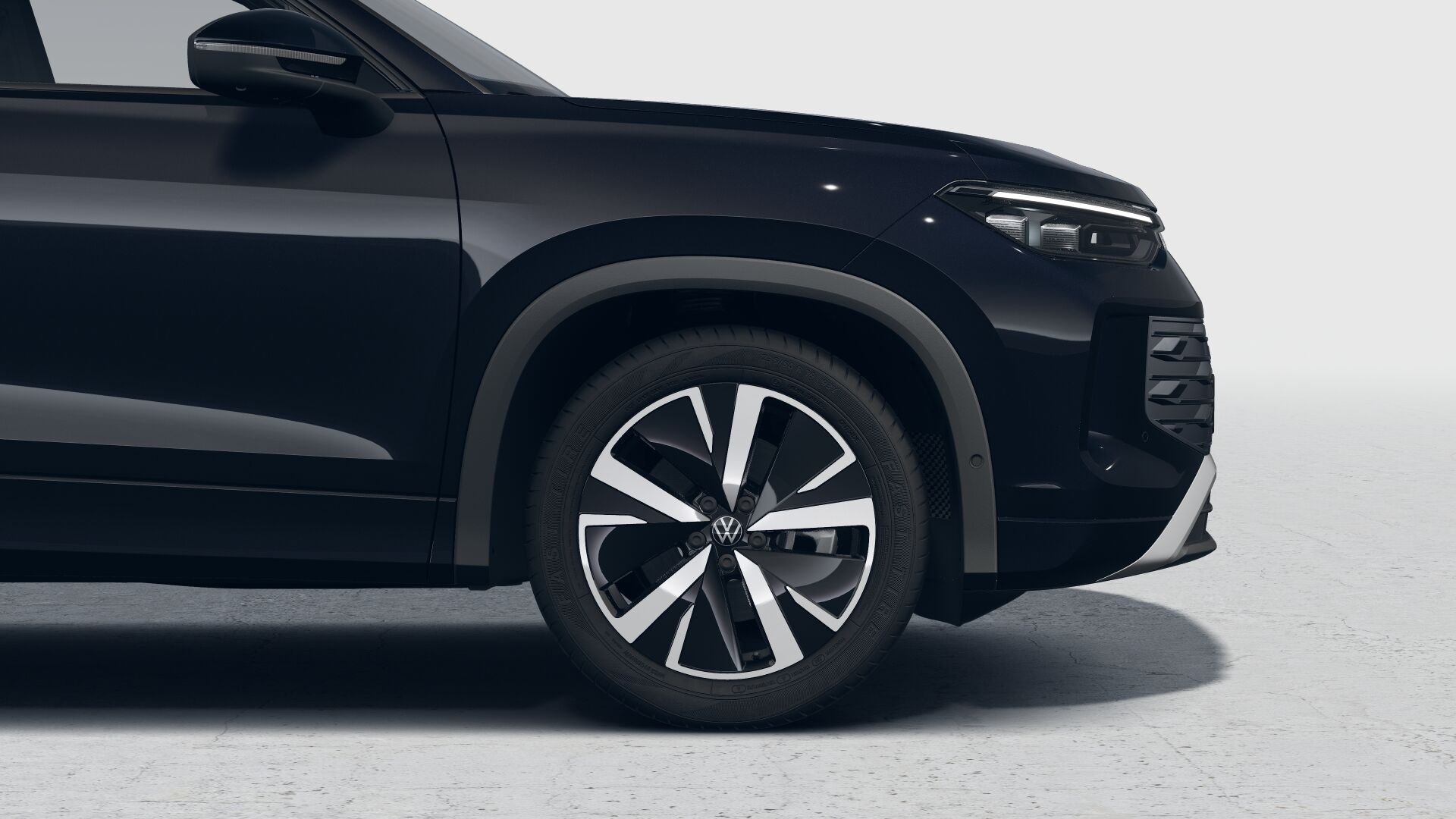 Imaginea unui Tayron Prime Hybrid 1,5 TSI DSG