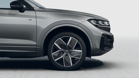 Imaginea unui Touareg R-Line V6 TDI