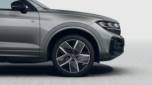 Imaginea unui Touareg R-Line V6 TDI
