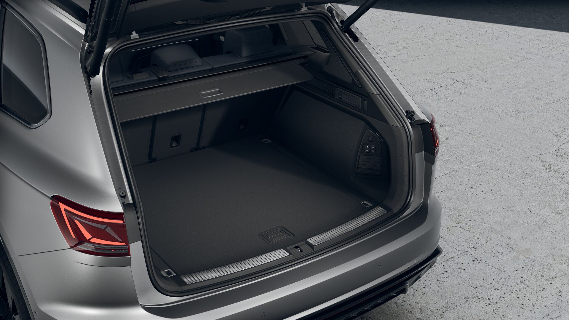 Imaginea unui Touareg R-Line V6 TDI