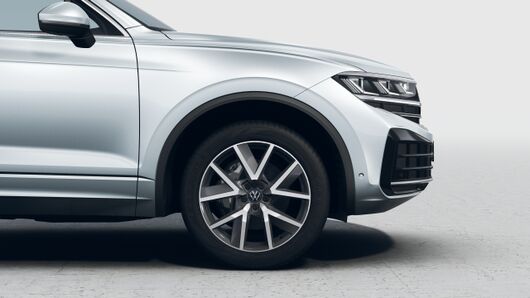 Imaginea unui Touareg Elegance V6 TDI