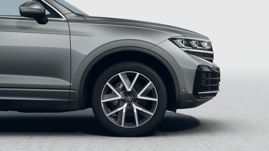 Imaginea unui Touareg Elegance V6 TDI