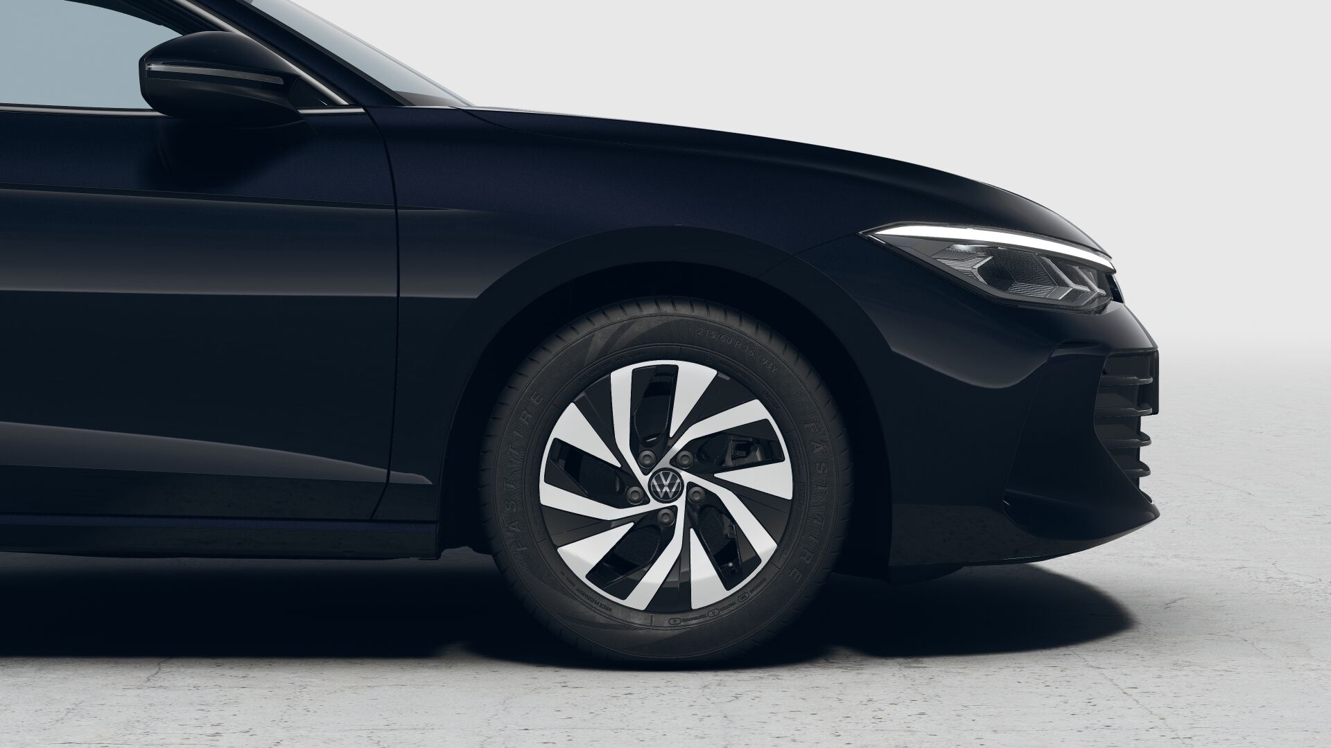 Imaginea unui Passat Base 1.5 eTSI