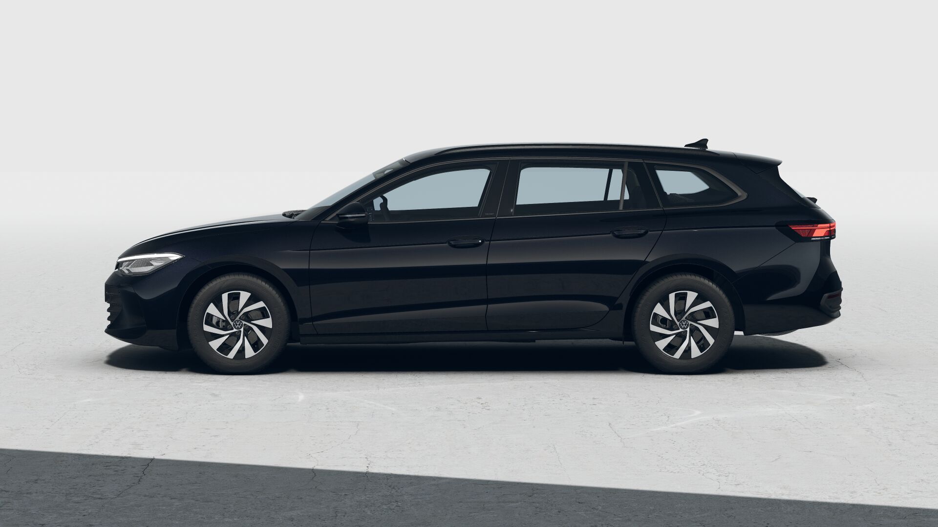 Imaginea unui Passat Base 1.5 eTSI