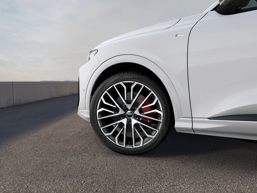 Slika Q5 40 TDI quattro S tronic