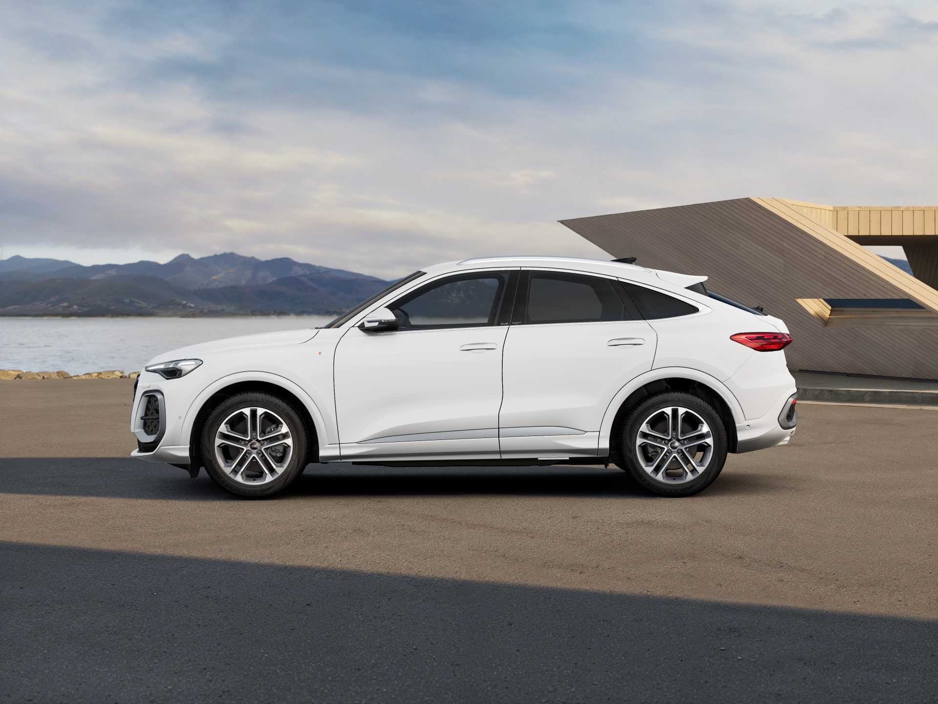 Slika Q5 Sportback 40 TDI quattro S tronic