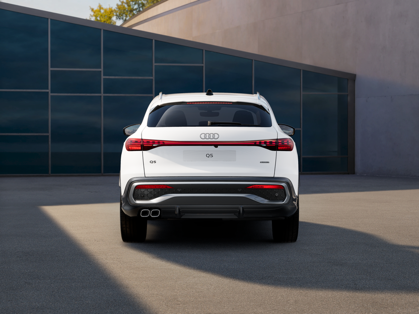 Slika Q5 Sportback TDI quattro 150kW S tronic