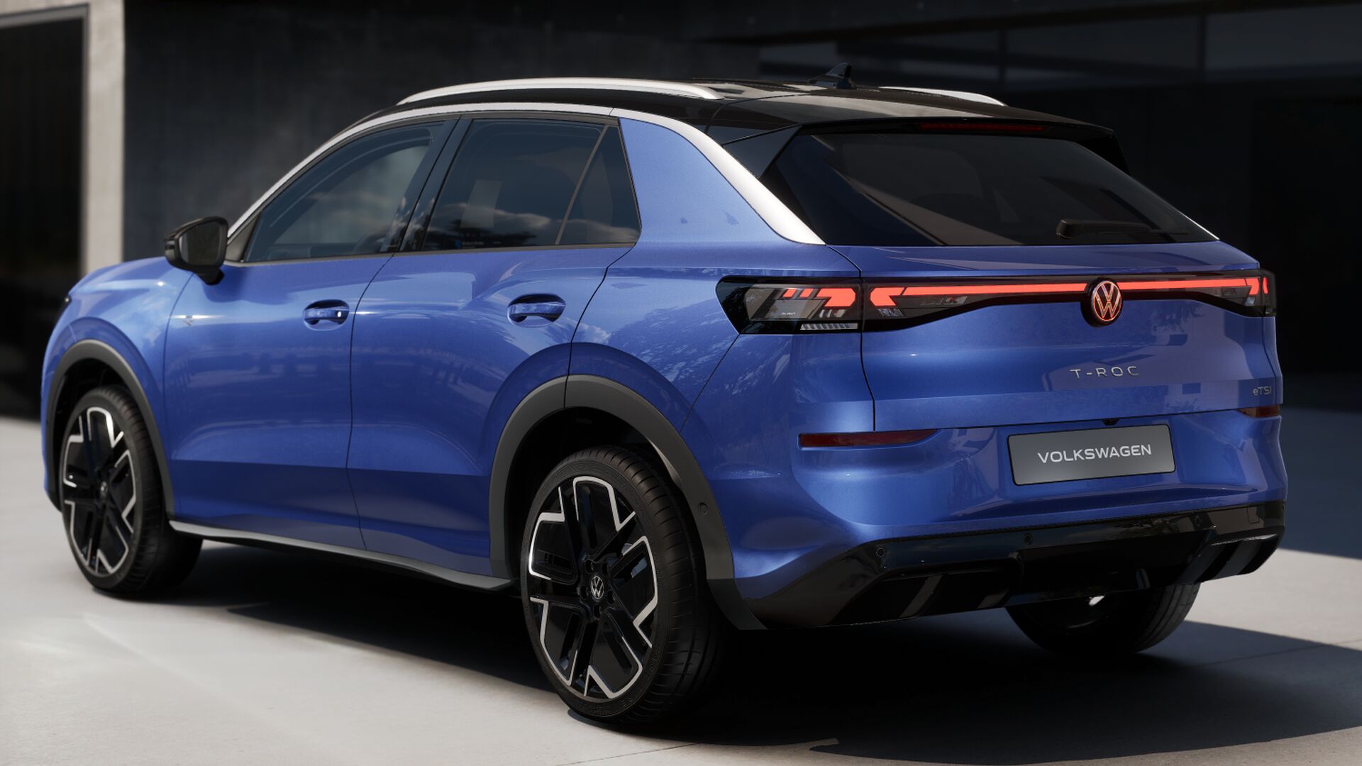 Slika T-Roc NF R-line 1.5 eTSI DSG