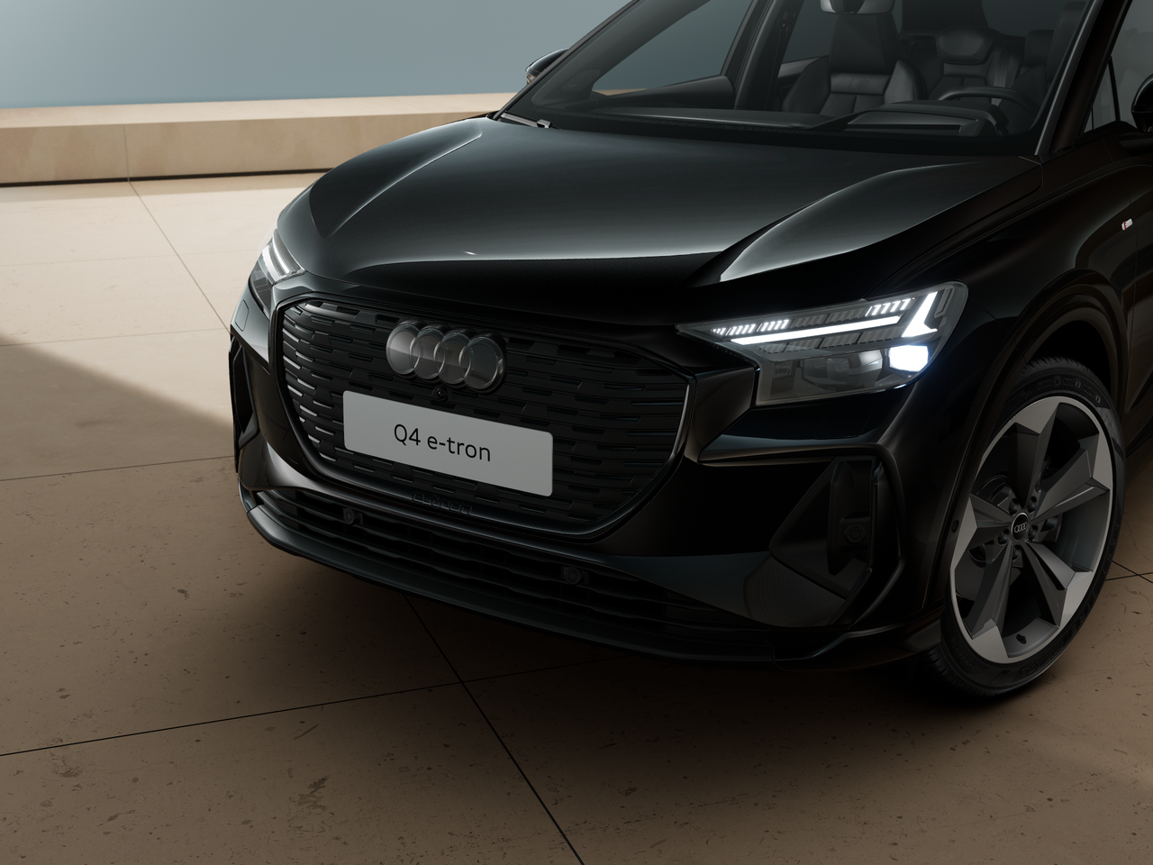 Q4 45 e-tron quattro PI Business