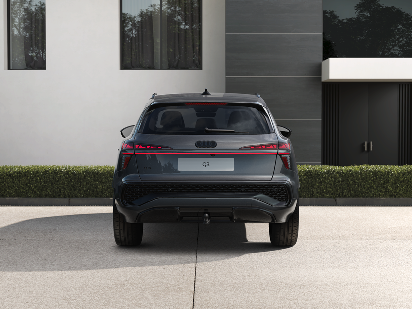 Slika: Q3 e-hybrid 200 kW Business