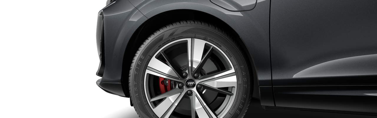 Slika: Q3 e-hybrid 200 kW Business