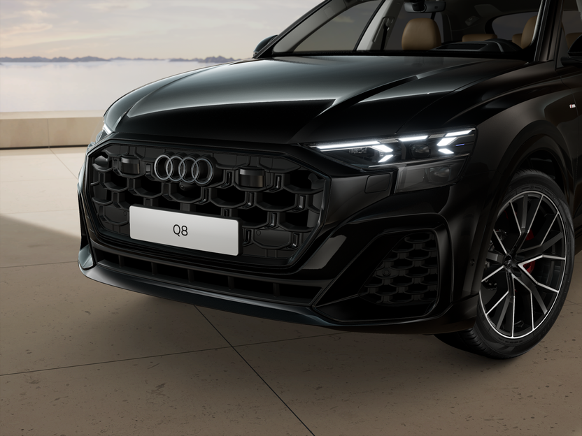 Slika: Q8 55 TFSI e quattro Business