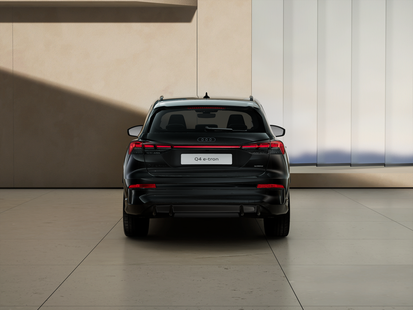 Slika: Q4 e-tron quattro Business