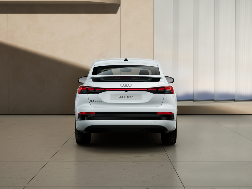 Slika: Q4 Sportback e-tron performance Business