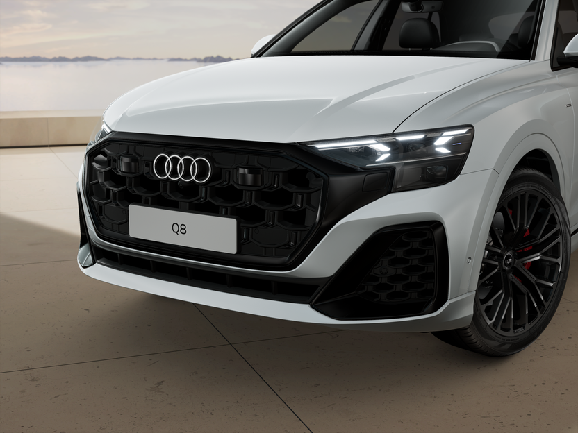 Slika: Q8 55 TFSI e quattro Business