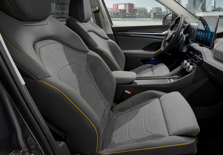 Slog notranjosti LOUNGE: