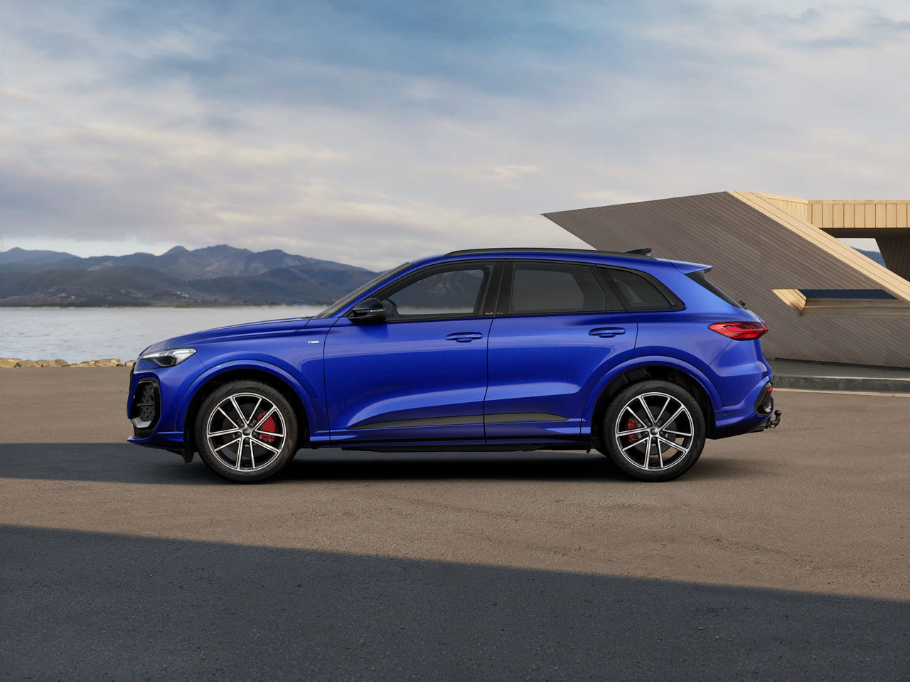 Obrázok Q5 SUV TDI quattro 150kW STR