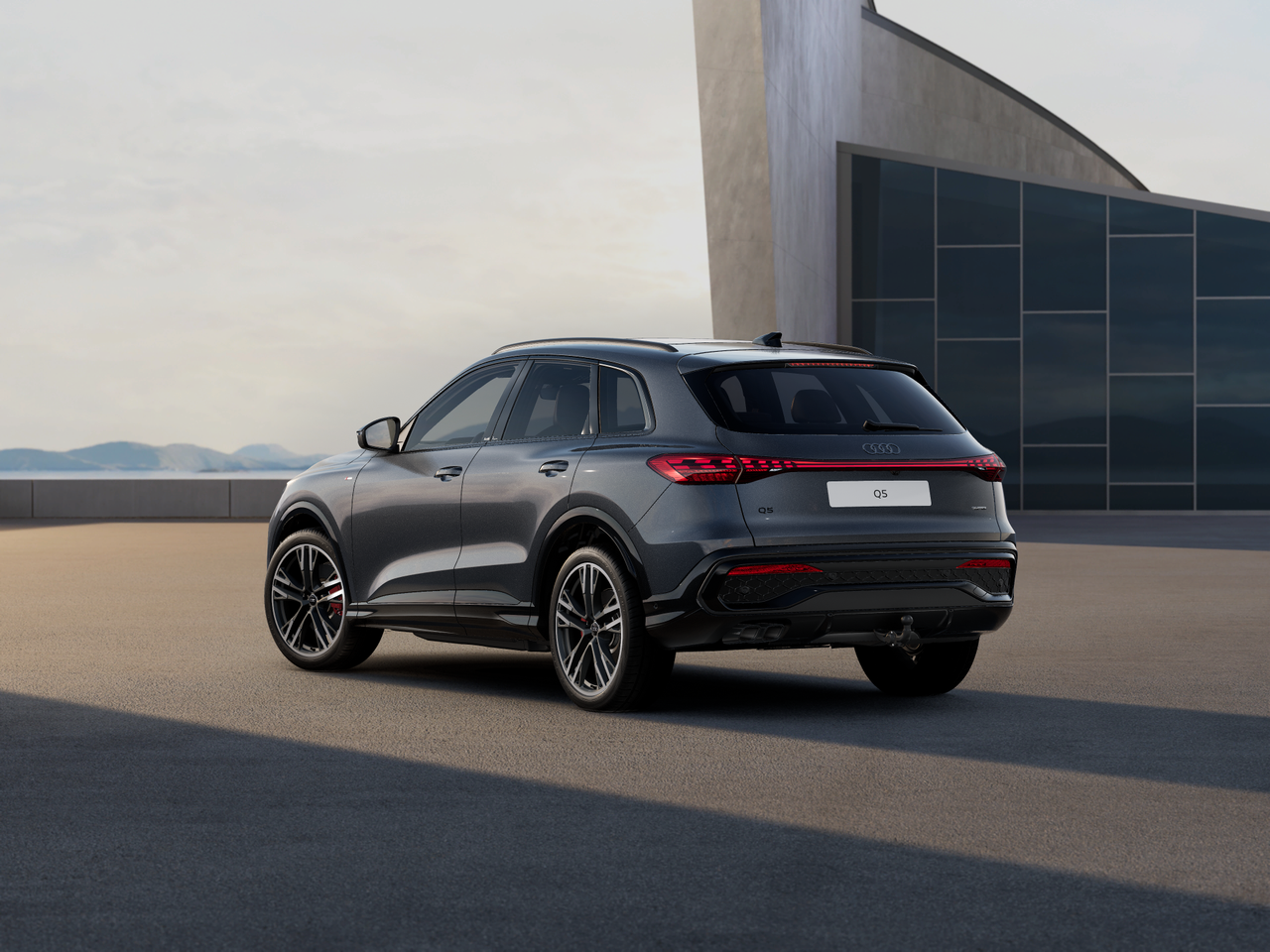 Obrázok Q5 SUV TDI quattro 150kW STR