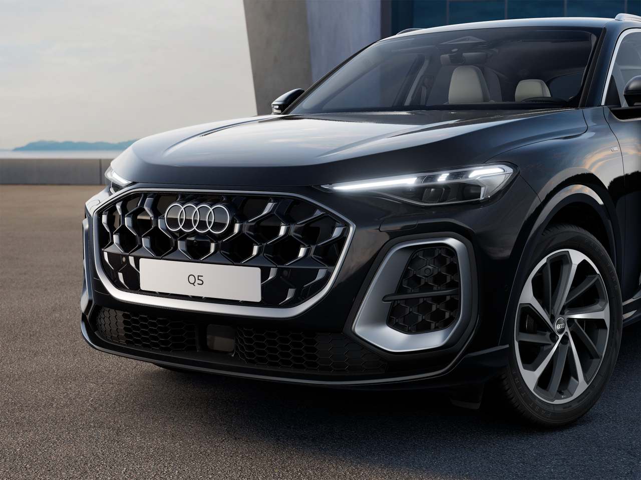 Obrázok Q5 SUV TDI quattro 150kW STR