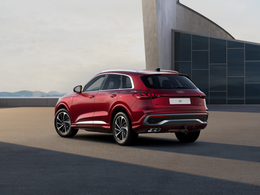 Obrázok Q5 SUV TDI quattro 150kW STR