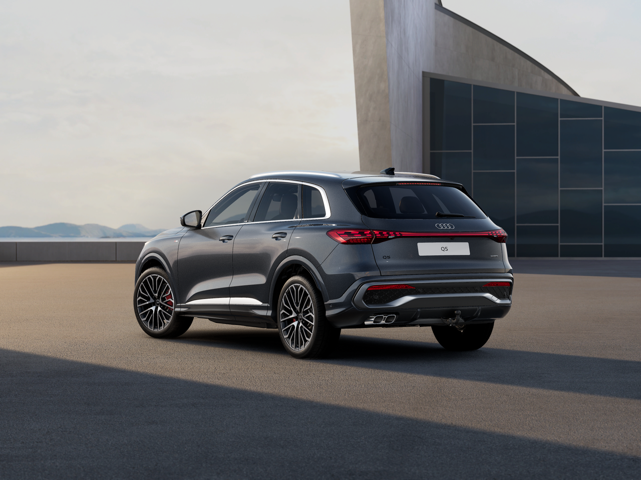 Obrázok Q5 SUV TDI quattro 150kW STR