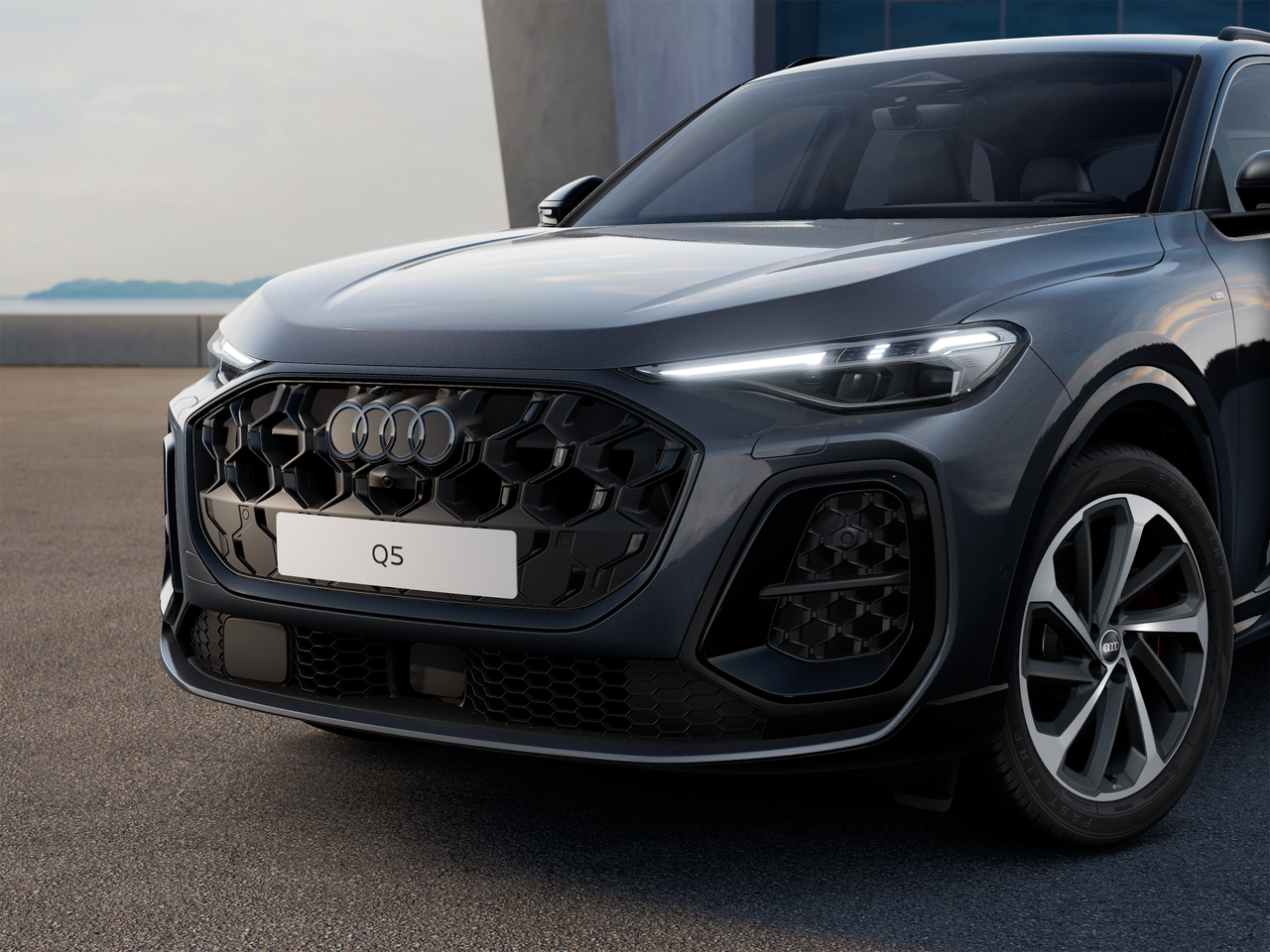 Obrázok Q5 SUV TDI quattro 150kW STR