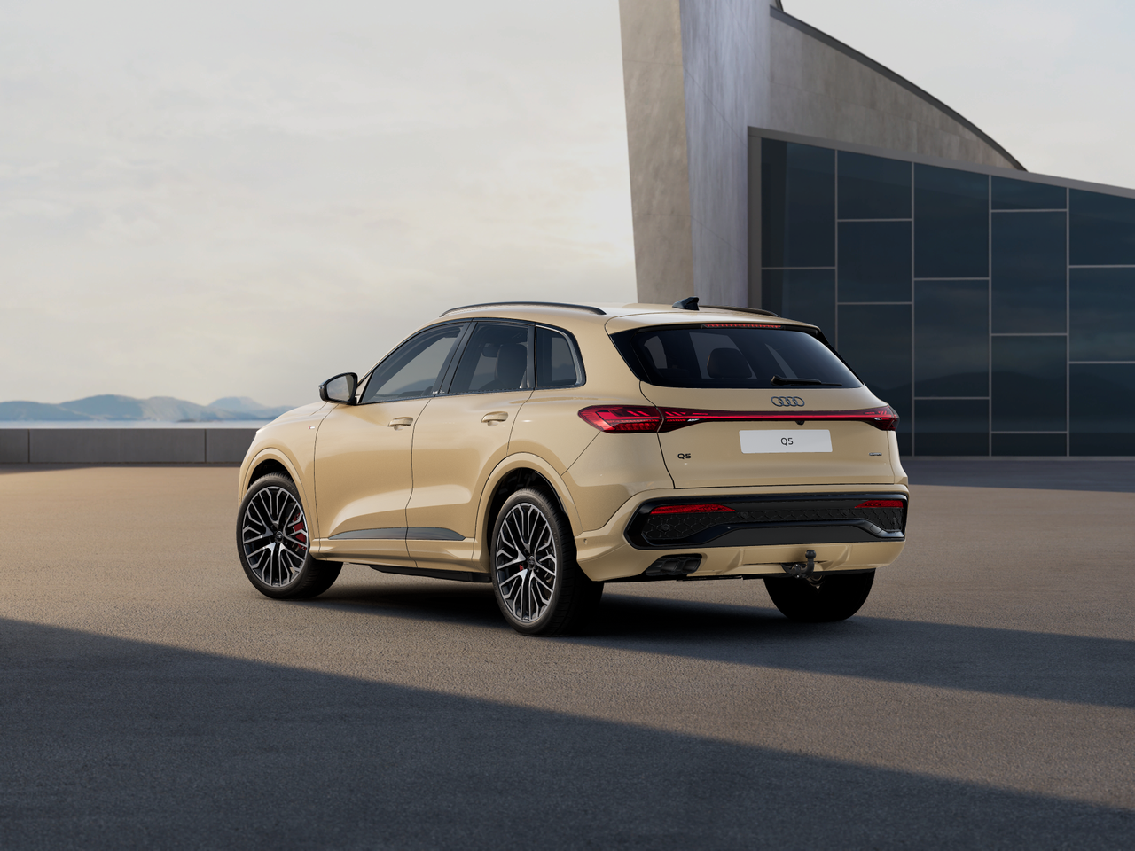 Obrázok Q5 SUV TDI quattro 150kW STR