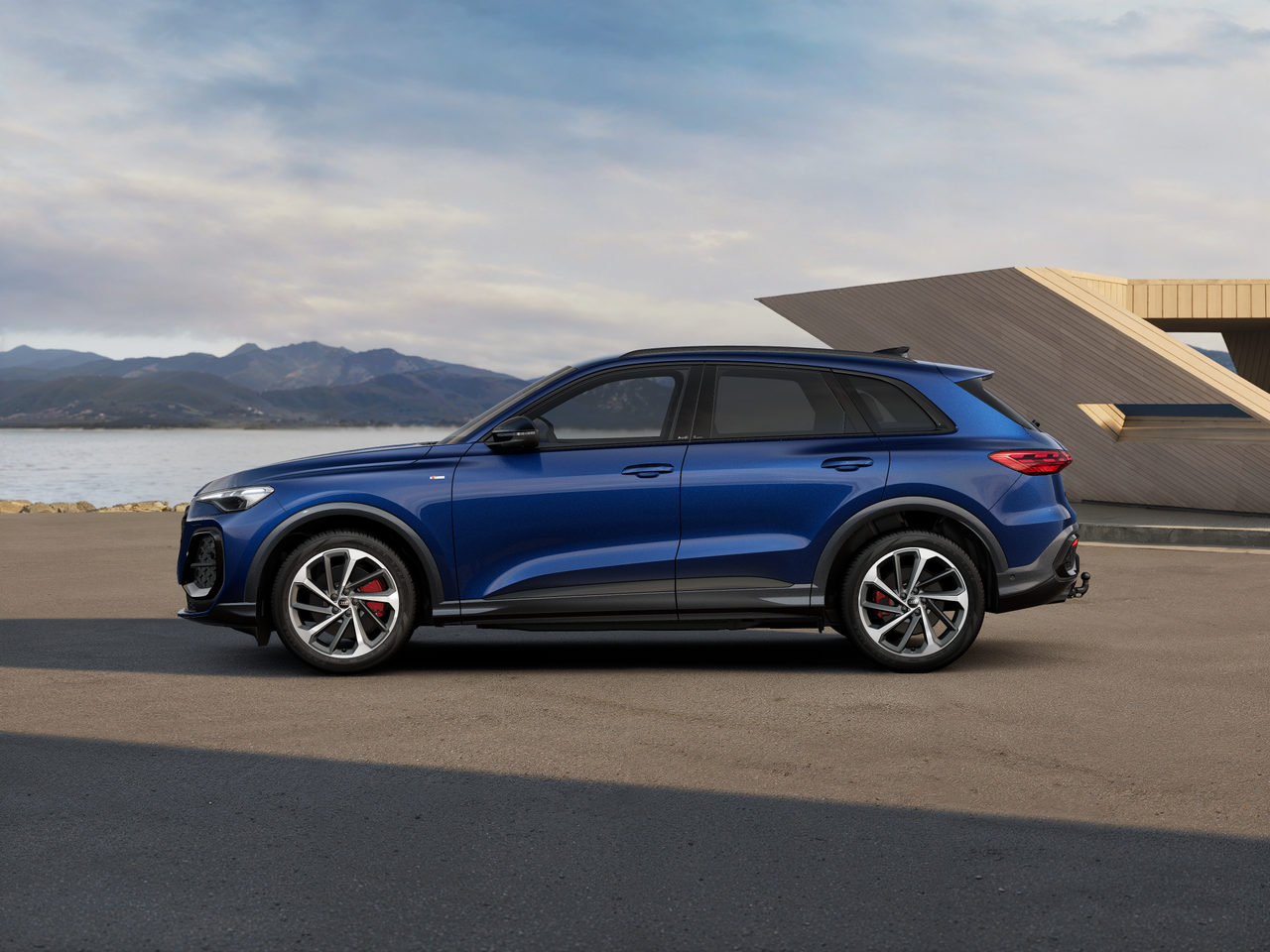 Obrázok Q5 SUV TDI quattro 150kW STR