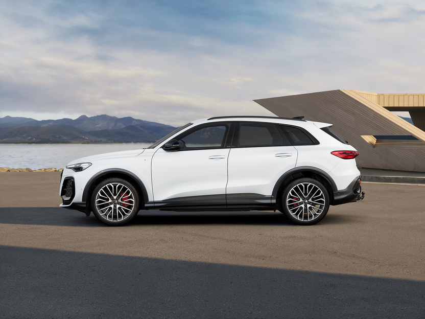 Obrázok Q5 SUV TDI quattro 150kW STR