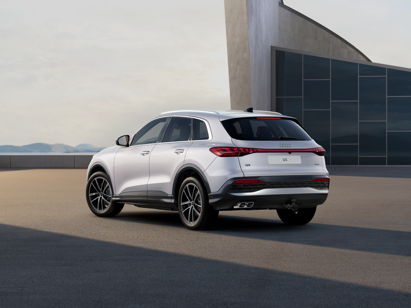 Obrázok Q5 SUV TDI quattro 150kW STR