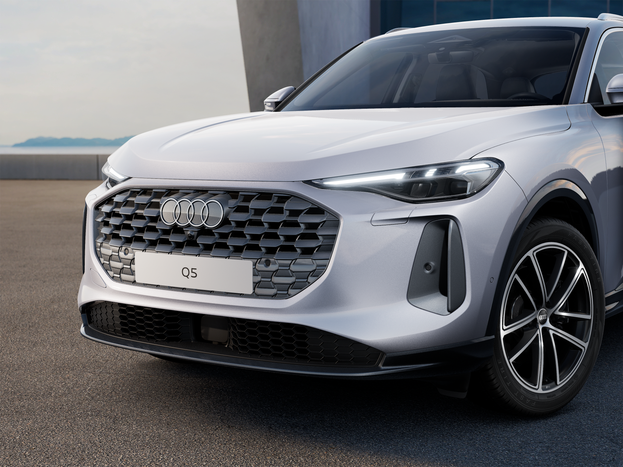 Obrázok Q5 SUV TDI quattro 150kW STR