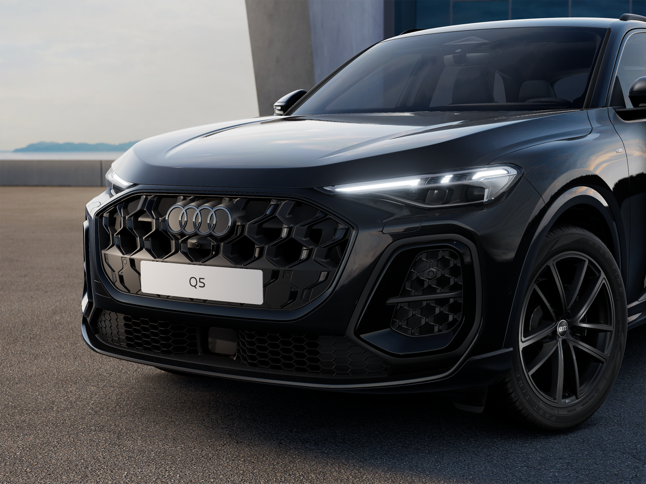 Obrázok Q5 SUV TFSI quattro 150kW STR