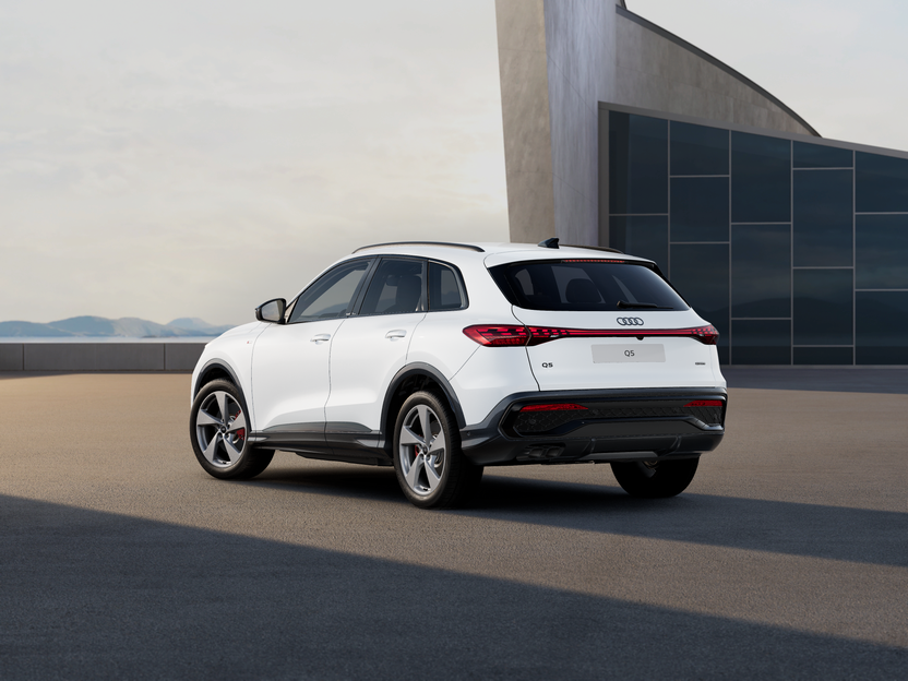 Obrázok Q5 SUV TDI quattro 150kW STR