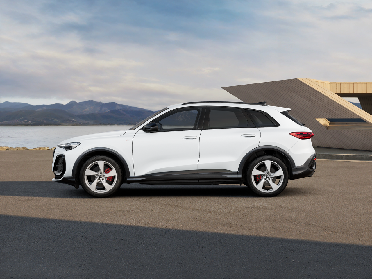 Obrázok Q5 SUV TDI quattro 150kW STR