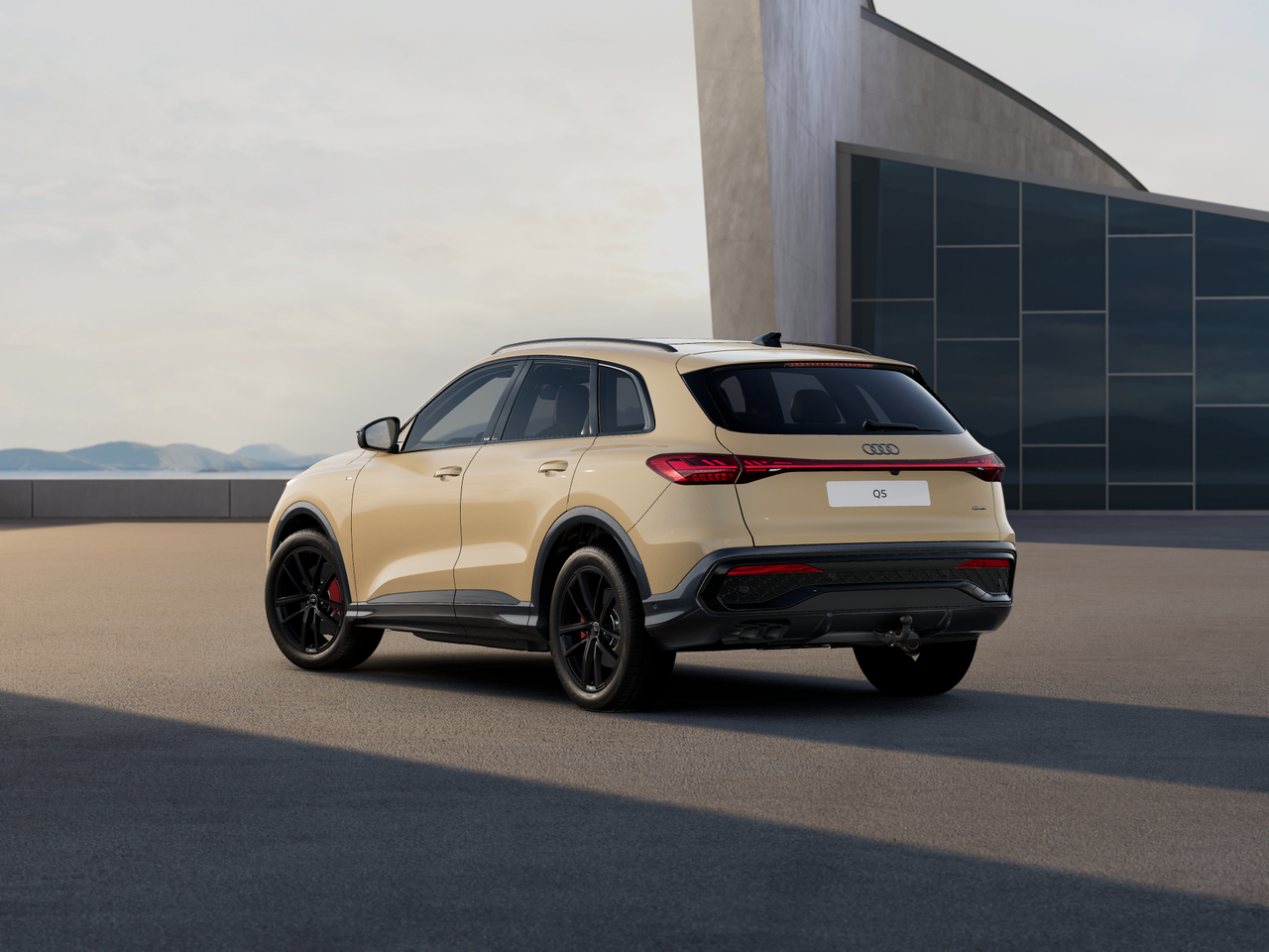 Obrázok Q5 SUV TDI quattro 150kW STR