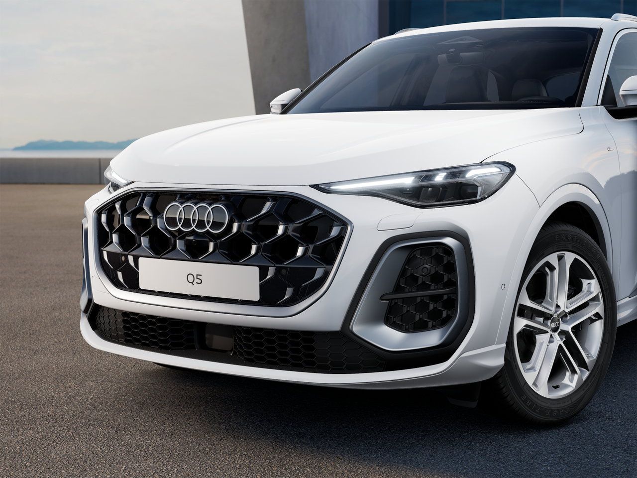 Obrázok Q5 SUV TDI quattro 150kW STR