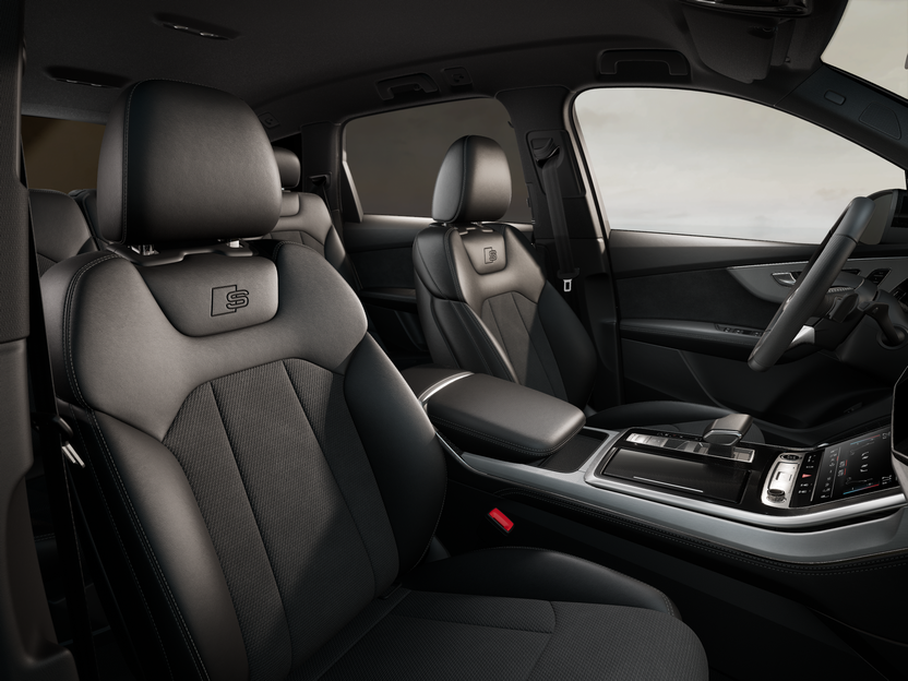 Obrázok Q7 SUV S line TFSI quattro 250kW